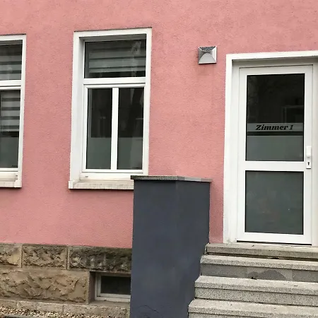 Zimmer 1 Apartment *